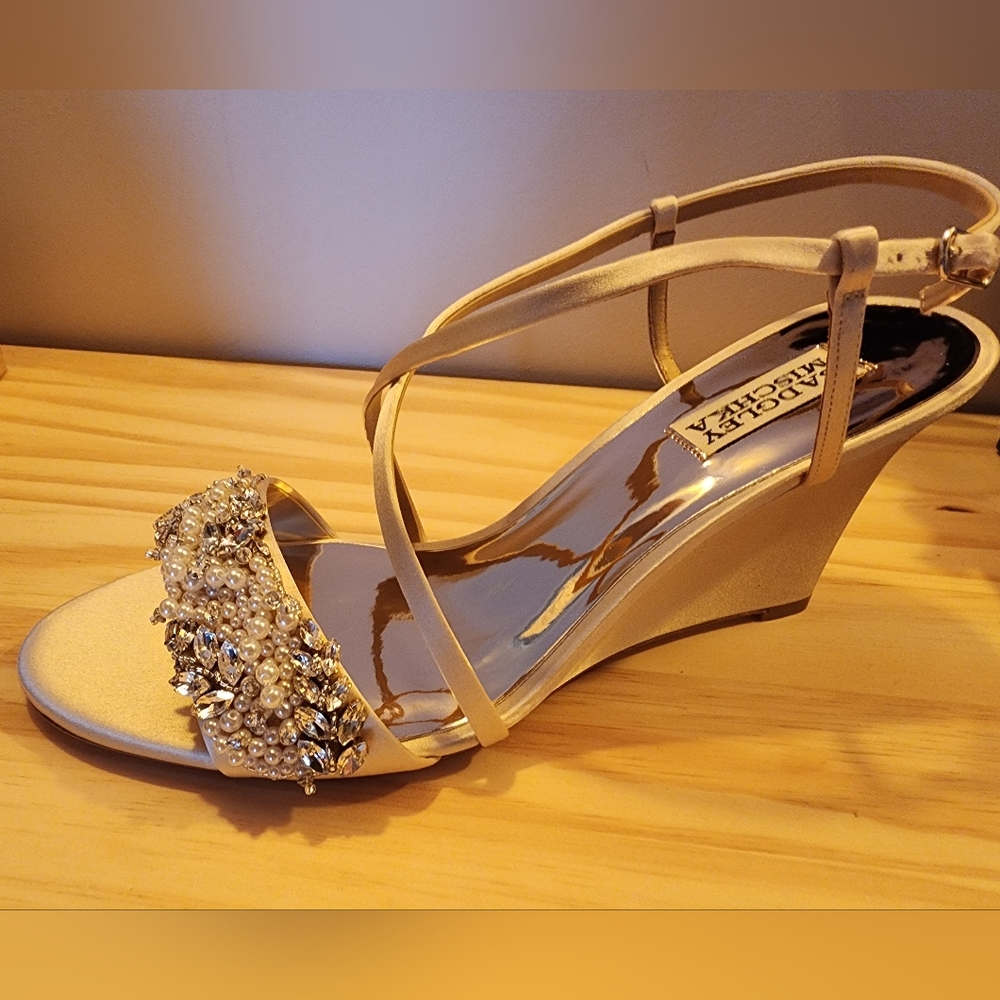 Badgley Mischka Clarisa, Size 9.5 Heel